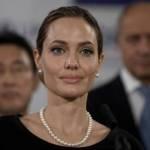 Angelina Jolie: “Rischiavo il cancro, ho tolto entrambi i seni”