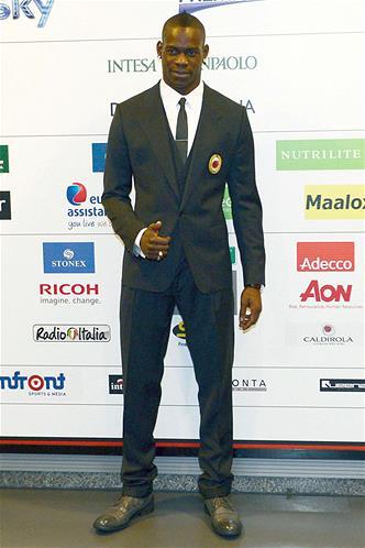 NUOVA FIDANZATA MARIO BALOTELLI GOSSIP 2013