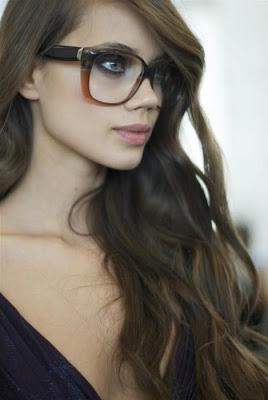 EYEGLASSES...ormai un accessorio moda!