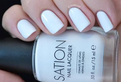 WHITE MANICURE: colore non colore!