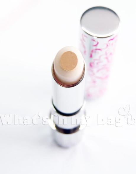 A close up on make up n°158: Benefit, Fake up Concealer n°01 Light