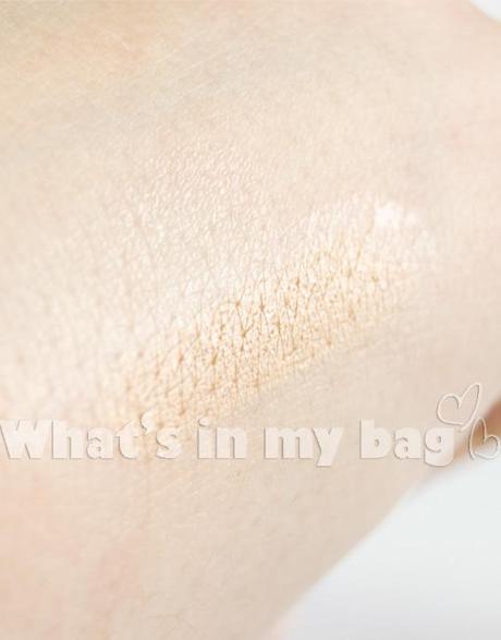 A close up on make up n°158: Benefit, Fake up Concealer n°01 Light