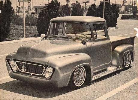 Ford F100 Parade