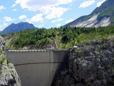 Il giro d'Italia al Vajont, 50 anni dopo