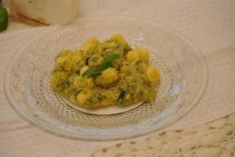 Gnocchi al kamut con pesto di zucchine