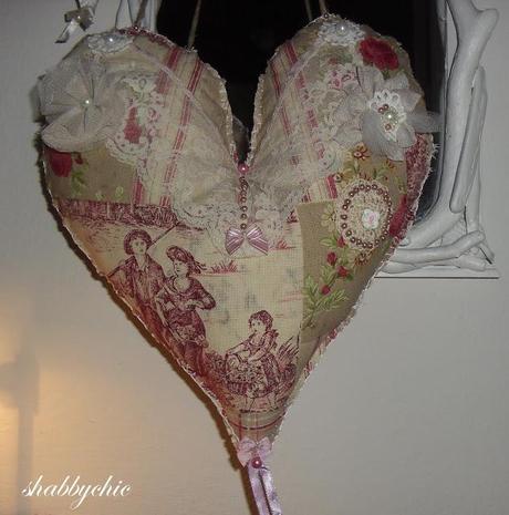 shabbychic, la Famiglia, in un cuore vintage