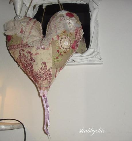 shabbychic, la Famiglia, in un cuore vintage