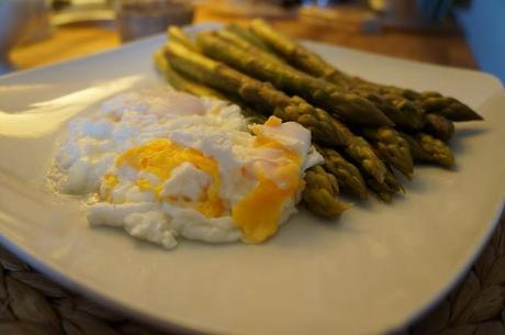 Asparagi Olio e Limone e Uova in Camicia ...stropicciata