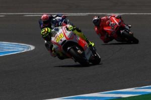 Andrea Iannone 1367763691_4_5669