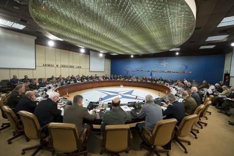 Il Capo di Stato Maggiore della Difesa al Comitato dei Capi di Stato Maggiore della NATO e dell’Unione Europea Il Capo di Stato Maggiore della Difesa al Comitato dei Capi di Stato Maggiore della NATO e dell’Unione Europea