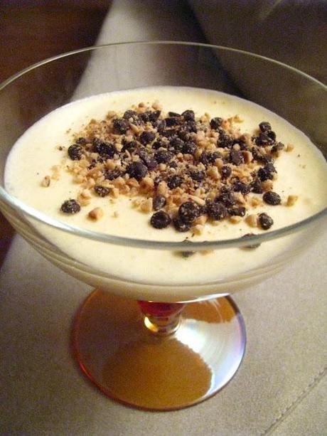 MOUSSE AL CIOCCOLATO BIANCO E NOCCIOLE