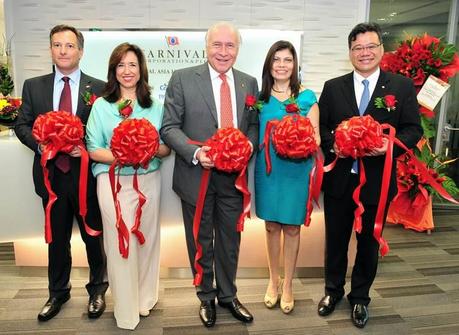 Carnival Corporation celebra l’apertura della nuova divisione Carnival Asia a Singapore