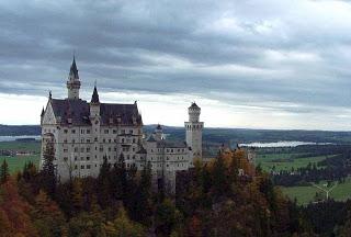 IL CASTELLO DI NEUSCHWANSTEIN