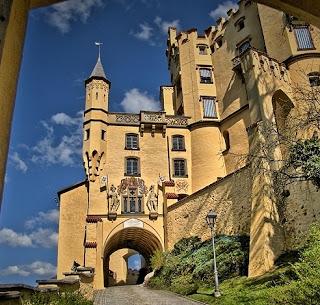 IL CASTELLO DI NEUSCHWANSTEIN