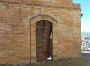 Porta Romana diventa discarica....