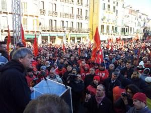 Sciopero Fiom - Comizio Landini in piazza dei Signori 2-2