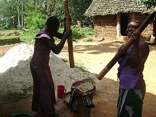 African women at work!