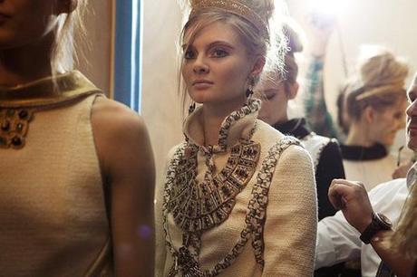 chanel-pre-fall-2011-backstage-101210-20