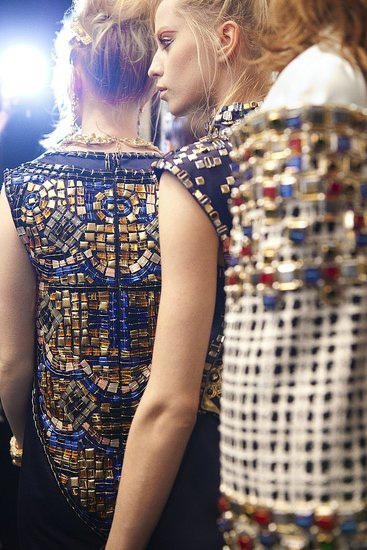 chanel-pre-fall-2011-backstage-101210-6