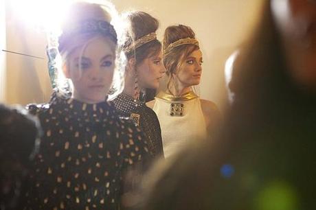 chanel-pre-fall-2011-backstage-101210-18