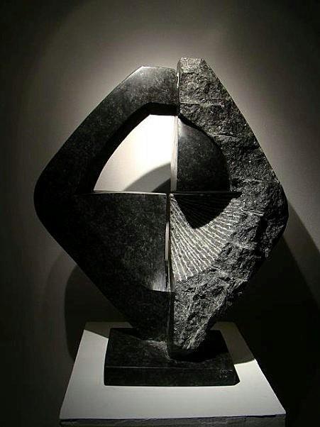 Galleria virtuale di VDBD: opere dello scultore Ali Noori, artista iracheno, con note introduttive a cura di Emilio Merlina