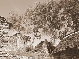 Val Grande: la vecchia della grotta