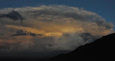 STASERA AVEVO LA TESTA FRA LE NUVOLE.