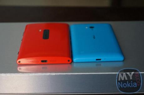 Lumia720-vs-Lumia920-3