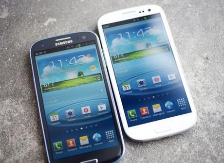 Galaxy S3 riceve Adnroid 4.2.2 I9300XXUFME3 | Download