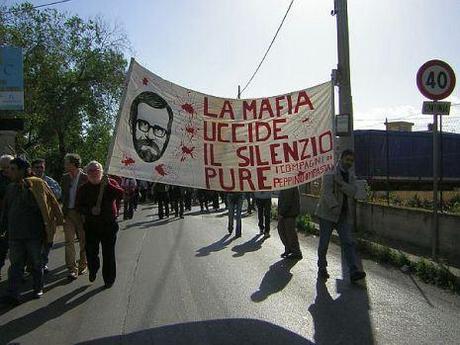 Il corteo per Peppino Impastato