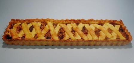 Crostatina lunga lunga ma con marmellata e amaretti e una notizia interessante per tutti!!!