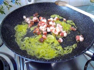 Pennette con asparagi e pancetta affumicata