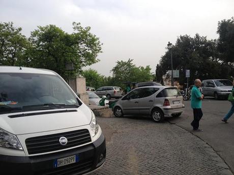 Scoop. In realtà il parking del Pincio è stato realizzato eccome. Alla faccia di Alemanno e alle sue scelte che hanno suicidato la città