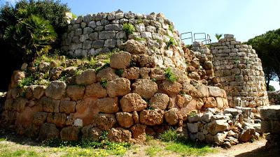 Il Nuraghe e il villaggio di Palmavera