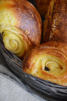 PAINS AU CHOCOLAT