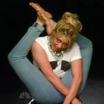 Shakira contorsionista su The Voice