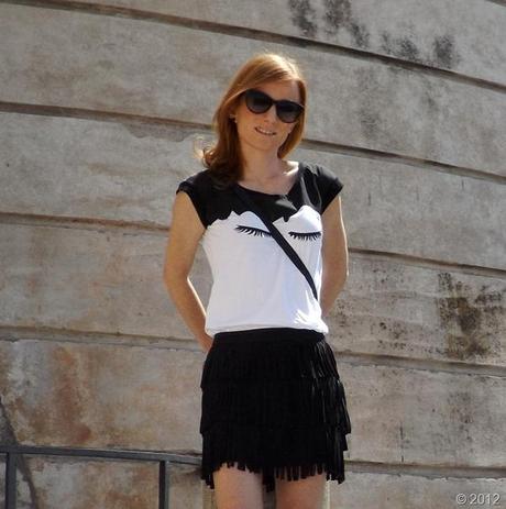 lulu guinnes tee, lulu guinness, fringe skirt, hm new icons, fashion blogger roma, wedge sneakers