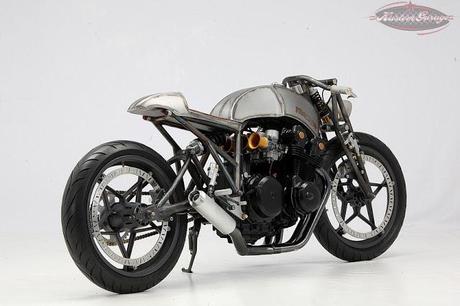 La Tracker di Custom Wolf: semplice streetfighter o muscolosa boardtracker?