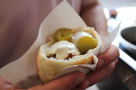 Tel Aviv. Il vino kosher, i mercati e l'arrivo a Gerusalemme.