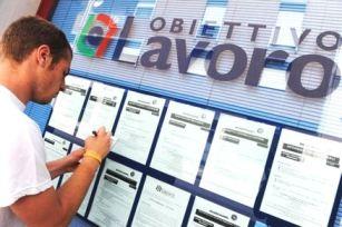 ++ ISTAT: IN 2 ANNI MEZZO MLN GIOVANI HA PERSO LAVORO ++