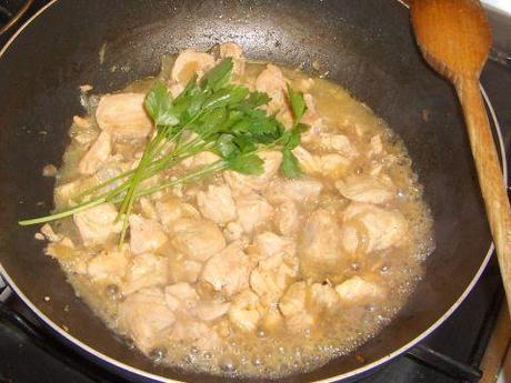 Paccheri al salmone con formaggio Squacquerone