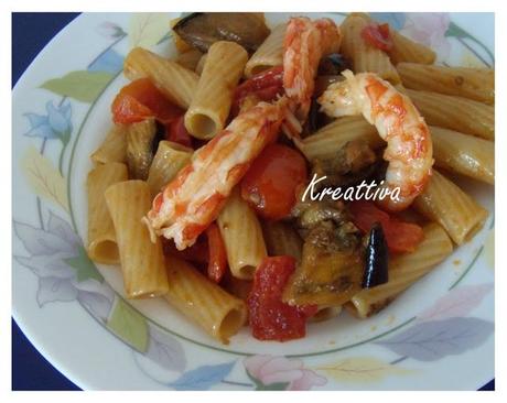 Rigatoni melanzane arrostite e scampi