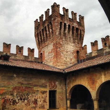 La torre del Castello di Malpaga