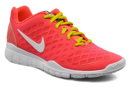 nike-wmns-nike-free