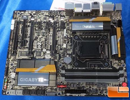 Gigabyte mostra la Z87X-UD4H e Z87X-UD5H