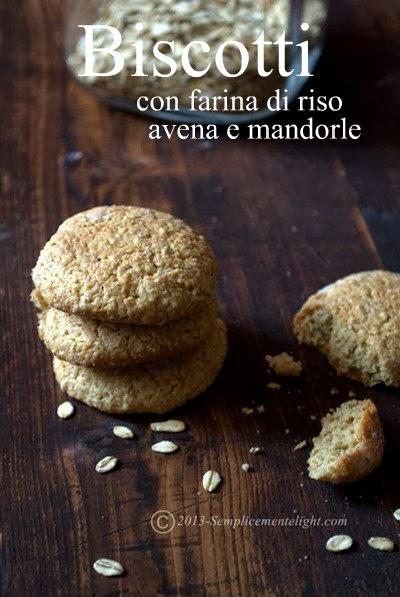 Biscotti con farina di riso,avena e mandorle