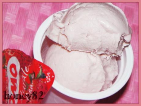 GELATO ALLO YOGURT DI FRAGOLE