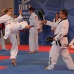Claudia Gerini cintura nera di Taekwondo 01