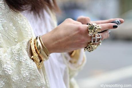 Gold trend streetstyle