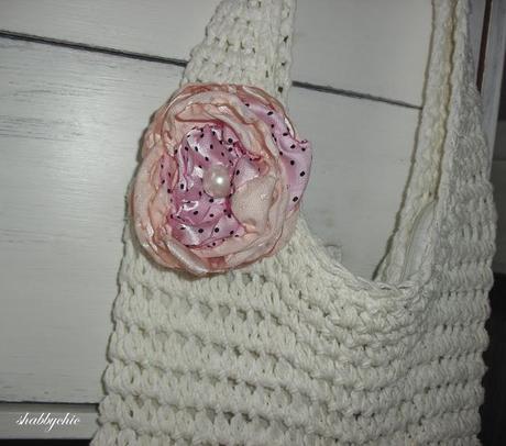 shabbychic, se solo penso ad una rosa......